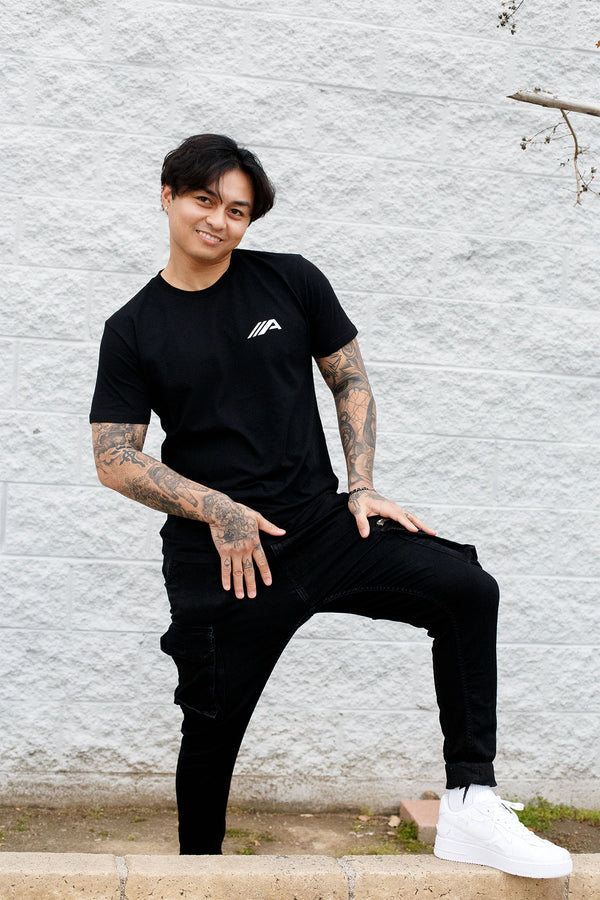 Oblique "A" Curved Hem Tee - Black